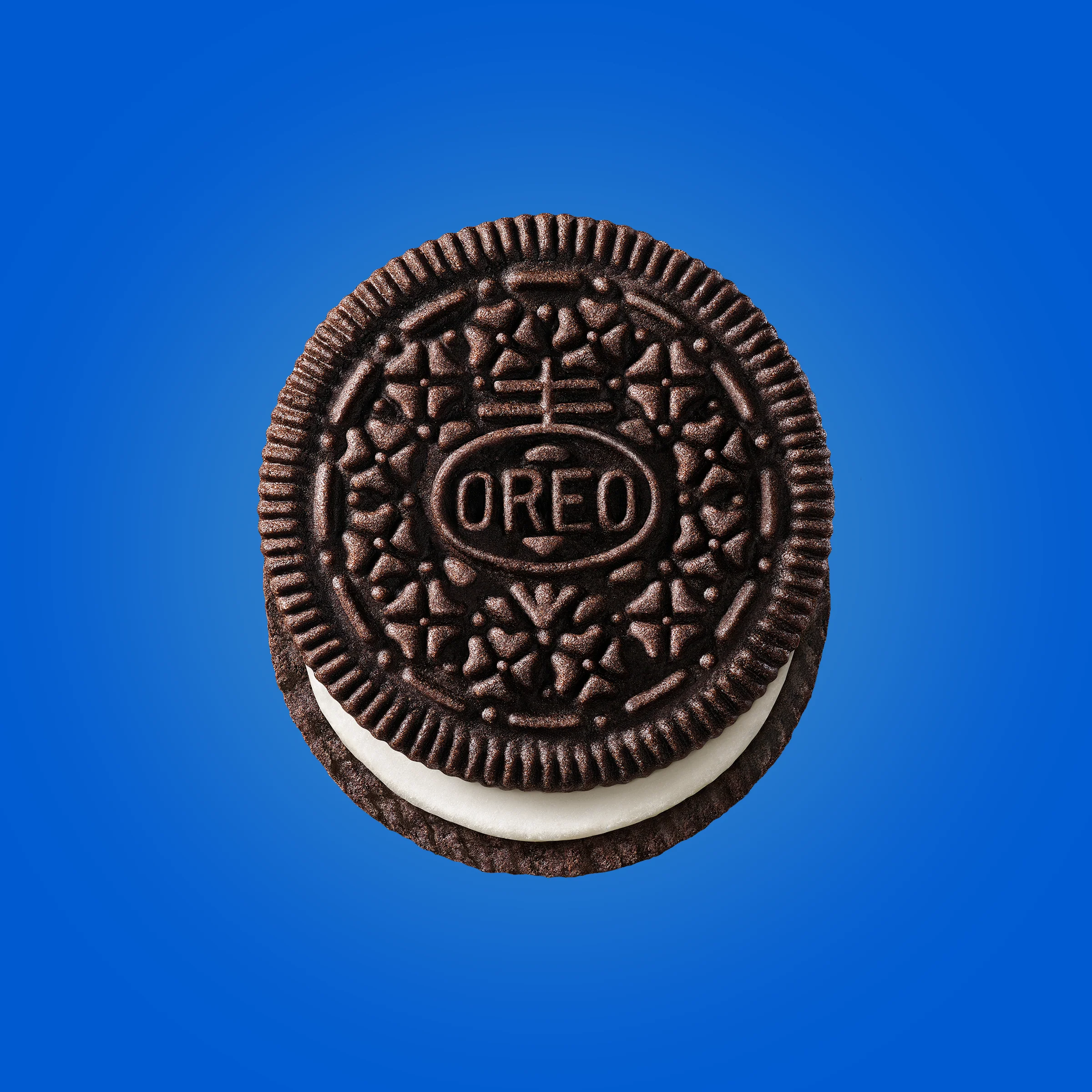 Chocolate Sandwich Cookies, Family Size - Image 3